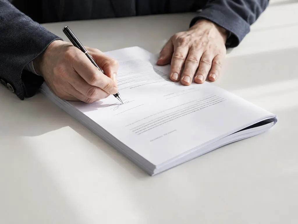Signature d'un rapport d'expertise indépendant